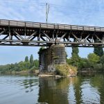 Eisenbahnbrücke in der Ruhr